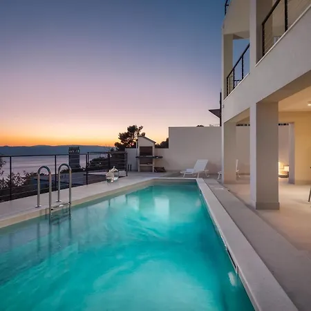 Luxury Maris *